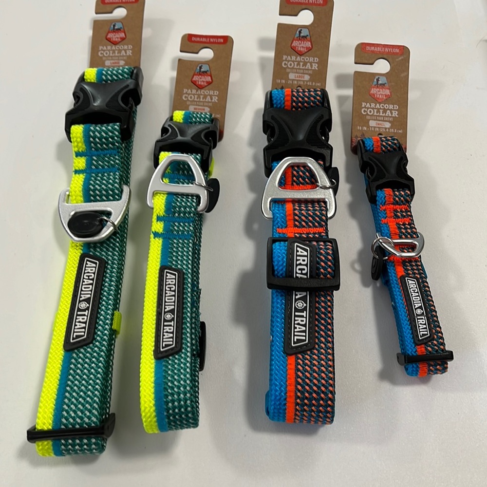 Paracord dog collar
